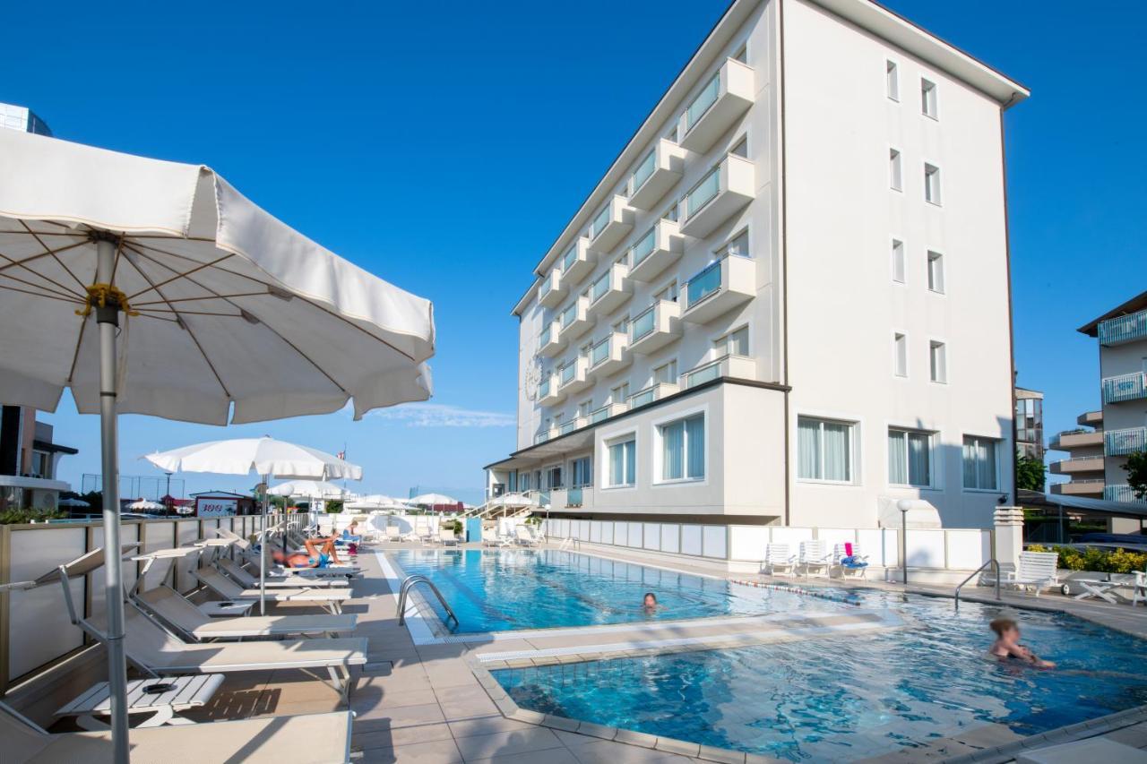 Hotel Continental ミラノ・マリッティマ エクステリア 写真